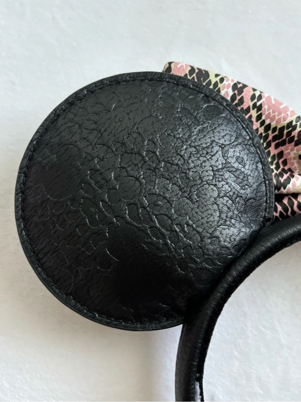 Disney Loungefly Wild About Disney Animal Print Bow Minnie Mouse Ear Headband